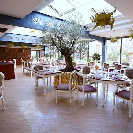 Grand Hotel Kielce Restaurant photo